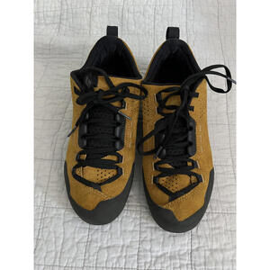 Black Diamond Technician Leather Approach Shoes